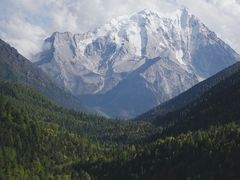 -贡嘎雪山