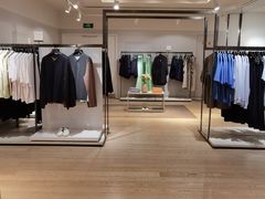 -COS(月星环球港店)