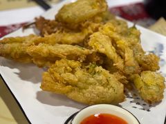 -刘姐啤酒鱼民族演艺餐厅(西街总店)