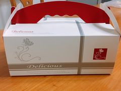 -坤思特1688咖啡(五洲花城店)