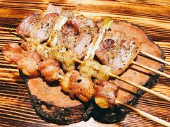 炭火鸡软骨串，猪肉串-平川日本料理