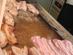 -涨巢·潮玩水疗局