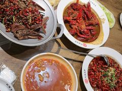 -叶派龙虾•招牌香辣蟹·海鲜(中海国际店)