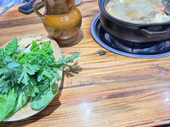 -菌之家·专业纯野生菌火锅·特色炒菌