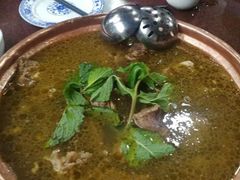 -银同牦牛肉火锅