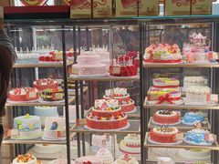 面包甜点陈列柜-鼎丰真(四马路店)