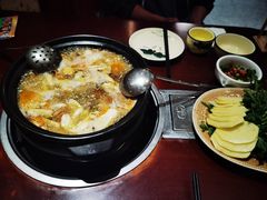 -菌之家·专业纯野生菌火锅·特色炒菌