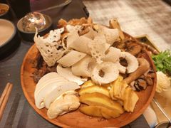 -芸鲜季·云南野生菌餐厅· 云南风物味研社(闵行店)