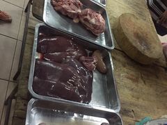 -标记美食新鲜猪杂(兴南大道店)
