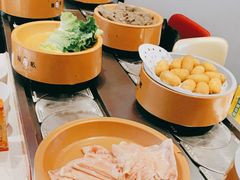 -龍歌自助小火锅(市南金茂湾店)