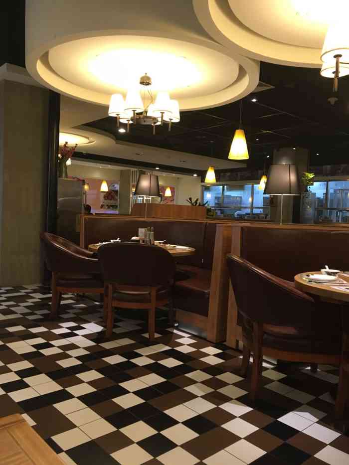 九龙茶餐厅(兴隆一百步行街店)