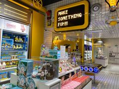 -泡泡玛特POPMART(上海环球港店)