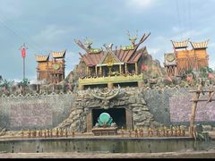 -七彩云南欢乐世界