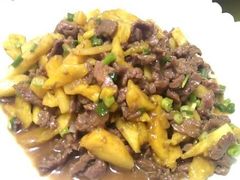 菠萝牛肉-柠静私家菜(石板巷店)