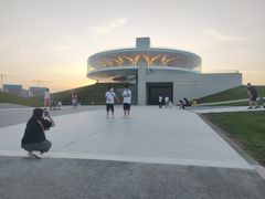 -郑东新区龙湖公共艺术中心