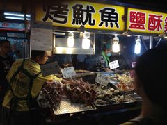 -六合夜市