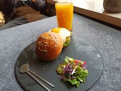 -HIGH FIVE哈福手工汉堡(桂林路店)