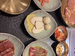 -臻牛烤肉