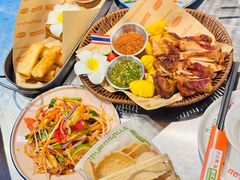 -小小集渔·泰式大排档(太古里香槟店)