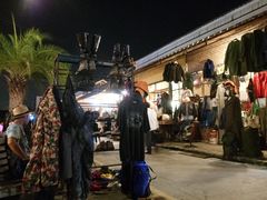 -席娜卡琳火车铁道夜市