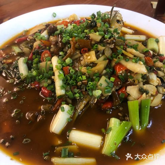 牙祭馆土货大排挡