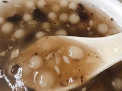 -芳婆糕团店(王府大街店)
