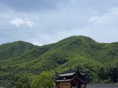 -安吉龙王山峡谷漂流