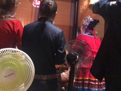 -吃饭皇帝大(合生汇店)