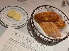 -Wolfgang’s Steakhouse 沃夫冈牛排馆(上海白玉兰广场店)