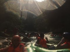 -雅鲁激流探险漂流