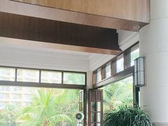 -亚龙湾喜来登·美景台大堂吧