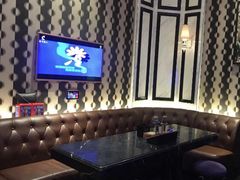 -皇马纯KTV·量贩·聚会(民治店)