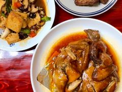 -芦茨金富饭庄·25年老字号·专做稻草鸡
