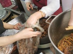 -谢记素红大肠店(新民路店)