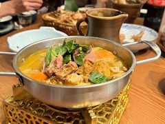 -老滇山寨•云南特色菜•地方菜•民族风情歌舞表演(金碧店)