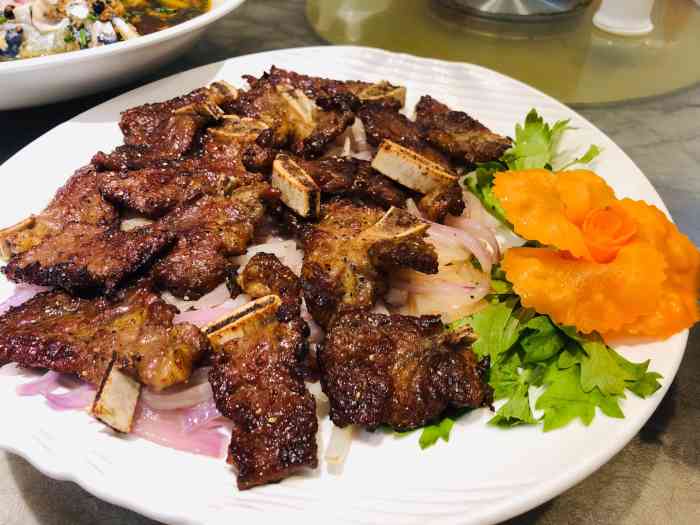 余记海鲜(乐清店"余记海鲜楼据说是老店了 环境:干.