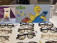 -JINS(上海宏伊国际广场店)