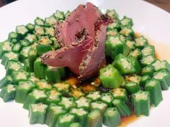 黑椒牛肉拼秋葵-将相和·海鲜蒸饺大连菜