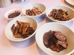 -黔蘑菇四季餐厅(观山湖店)