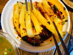 -快活林酸汤鱼鲜品火锅店(甲秀楼店)