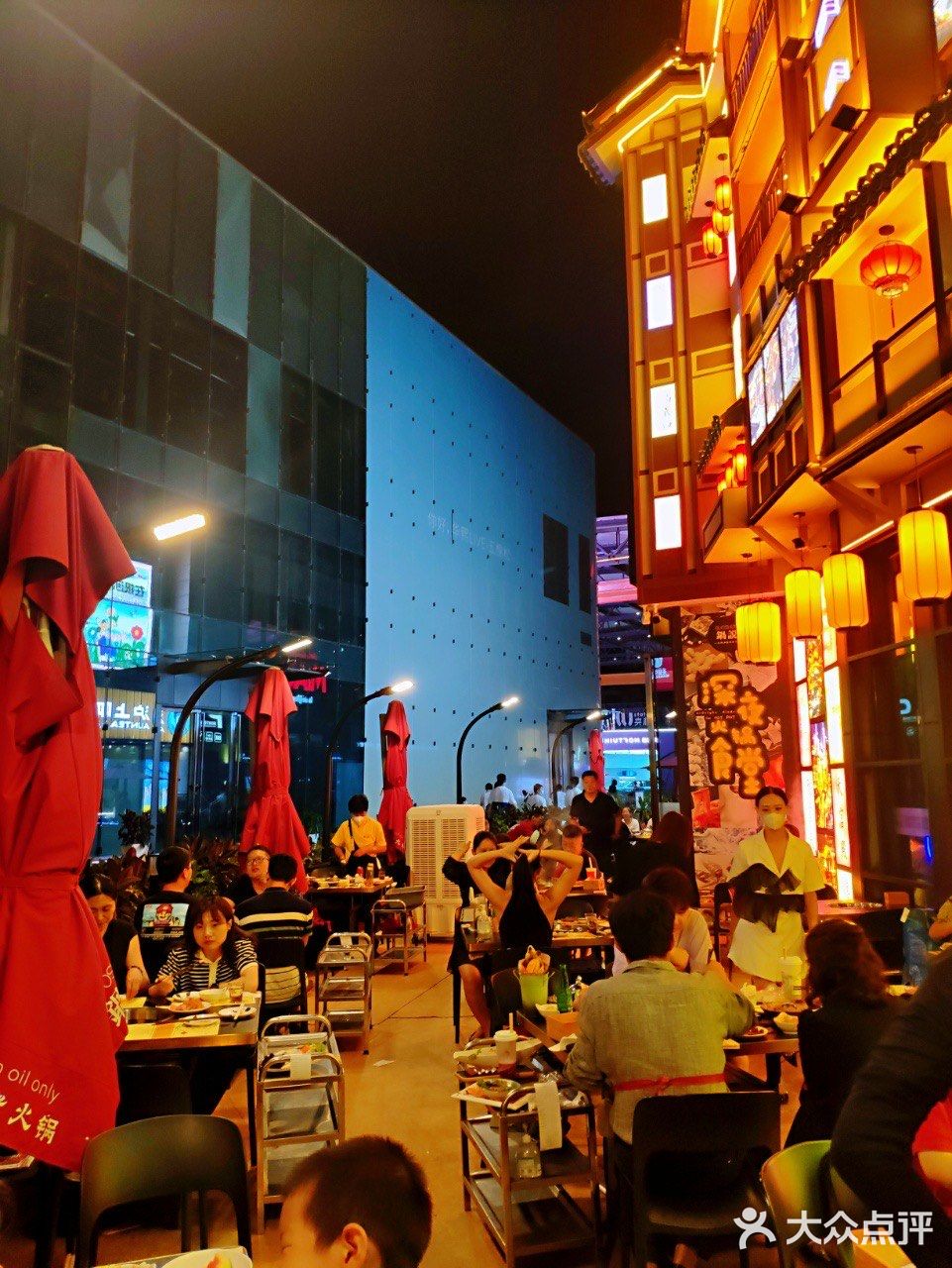 北京探店| 犹如置身在洪崖洞还有比脸都大的毛肚