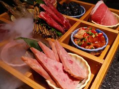 -嘿嘟嘟·肋条烧肉放题(爱融荟城店)