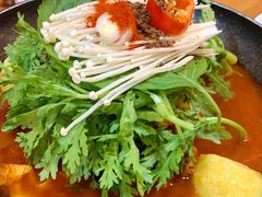 -喇喇排骨火锅·传统韩式脊骨汤(望京西园总店)