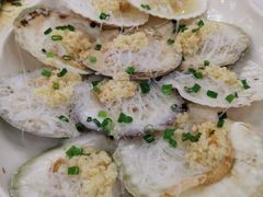 蒜茸粉丝开边蒸元贝-东江海鲜酒家(艺都分店)