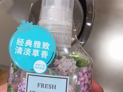 -名创优品(机场路百信广场店)