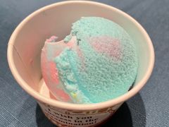 软糖冰淇淋-淡尾·海鲜自助概念餐厅(虹桥南丰城店)