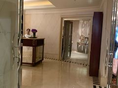 -富力丽思卡尔顿酒店健身中心