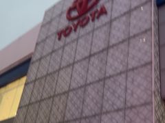 -上海中汽一汽丰田4S店(月星环球港店)