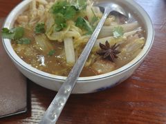 -东北风味思缘食府(对湖路店)