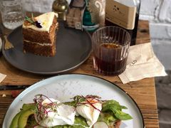 牛油果温泉蛋吐司-O'mills Sourdough Bakery&Bistro(永嘉路店)